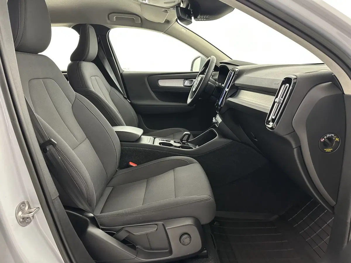 Volvo XC40 usata a Bergamo (3)