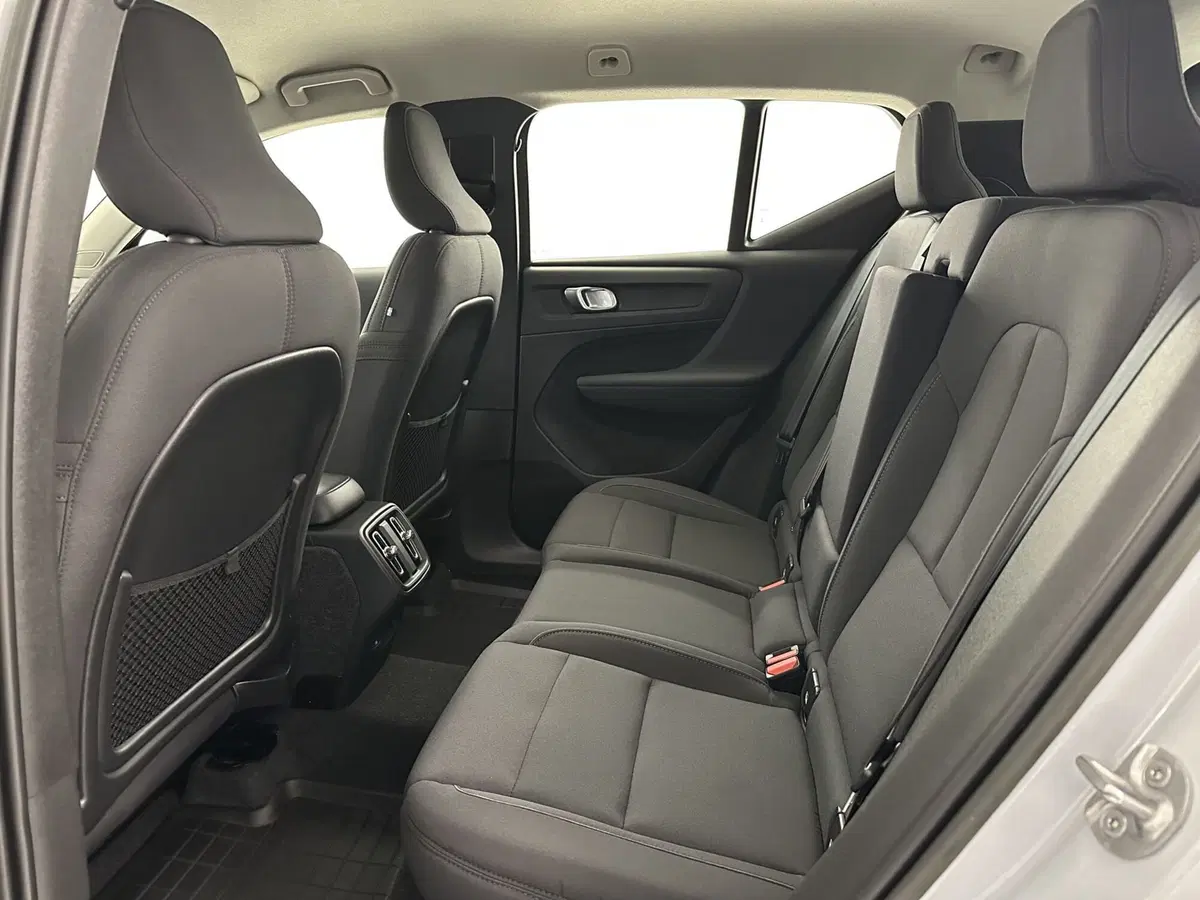 Volvo XC40 usata a Bergamo (5)