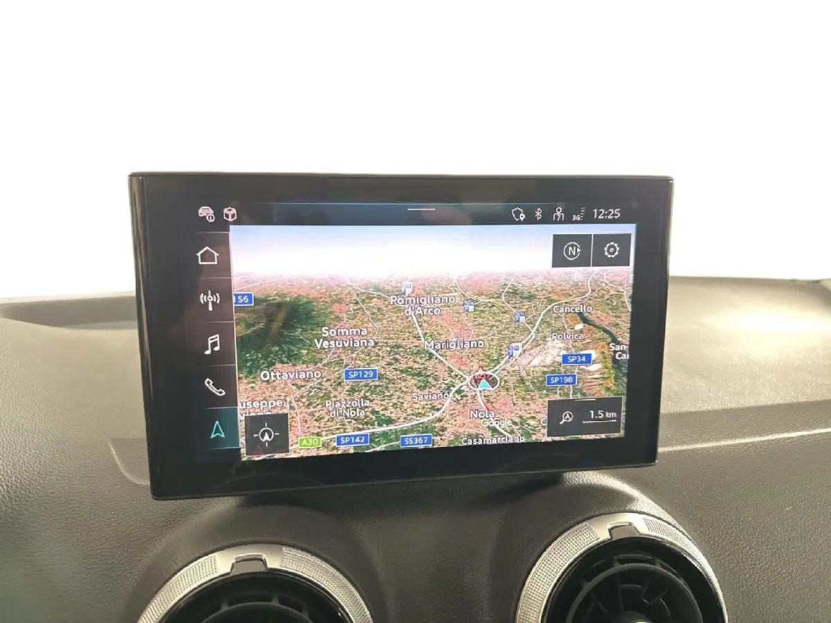 Audi Q2 usata a Napoli (13)