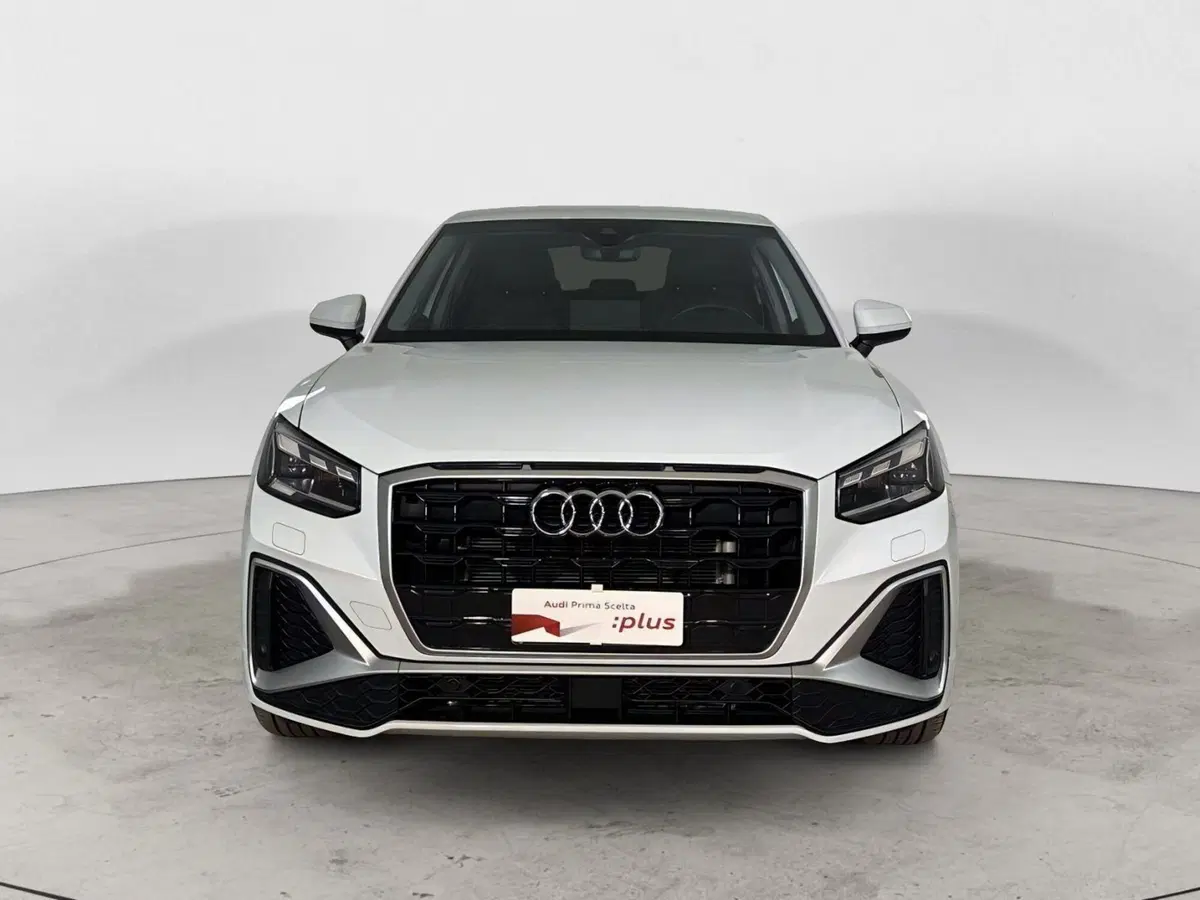 Audi Q2 usata a Napoli (2)