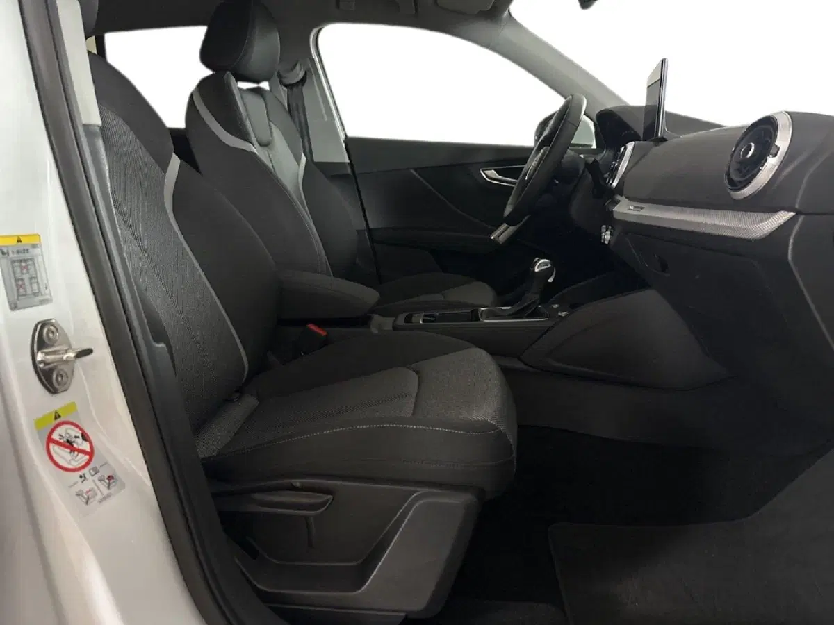 Audi Q2 usata a Napoli (7)