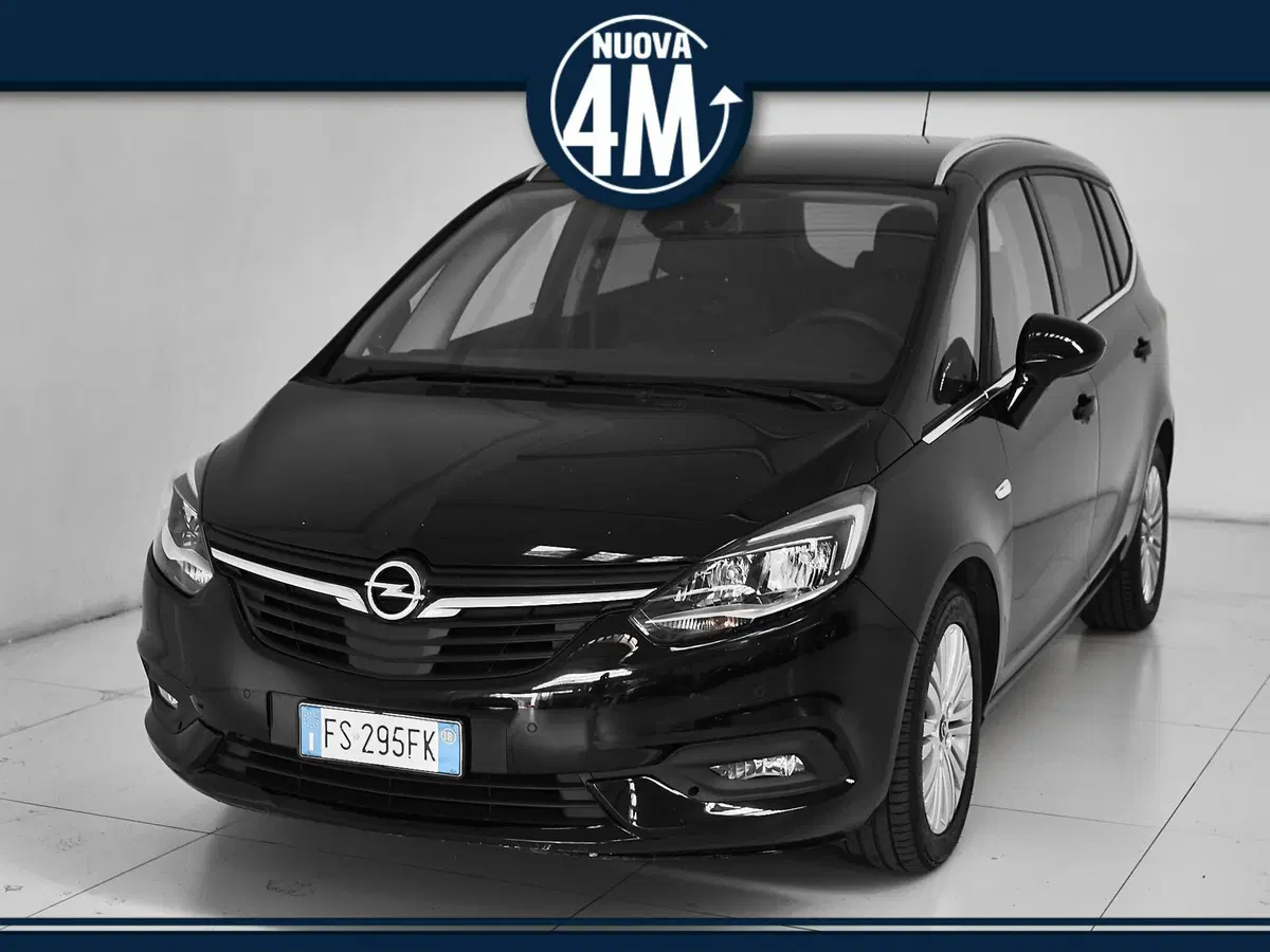 Opel Zafira Tourer usata a Prato