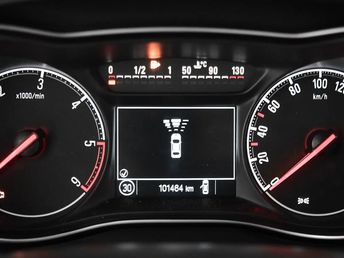 Opel Zafira Tourer usata a Prato (12)