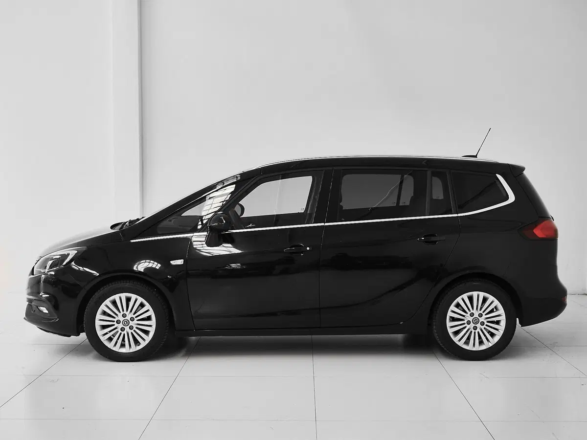 Opel Zafira Tourer usata a Prato (4)