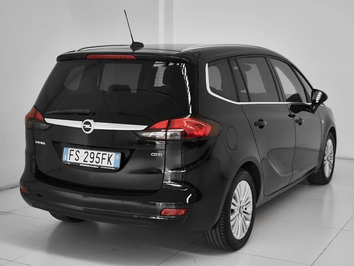Opel Zafira Tourer usata a Prato (8)