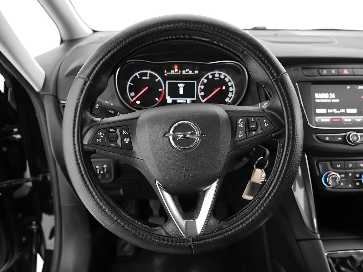 Opel Zafira Tourer usata a Prato (9)