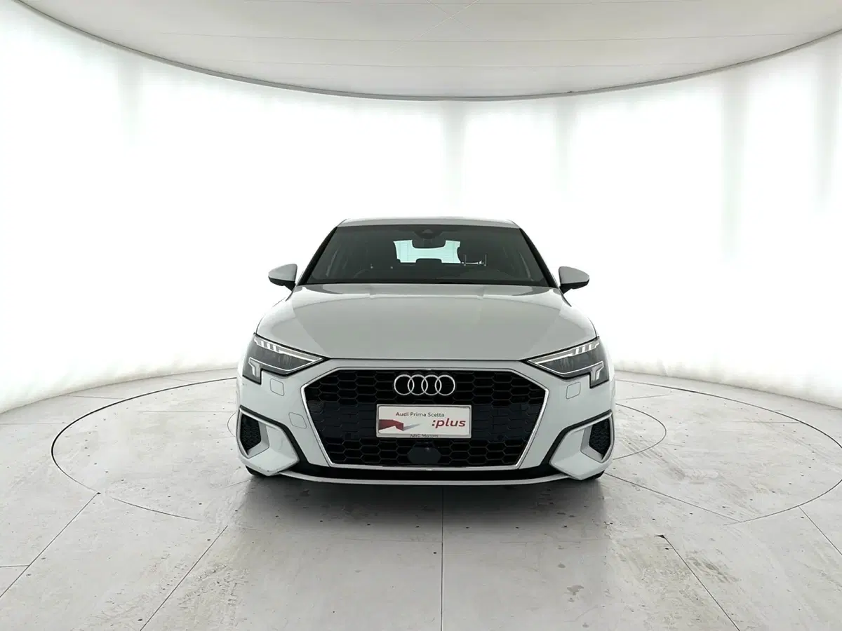 Audi A3 Sportback usata a Napoli (2)