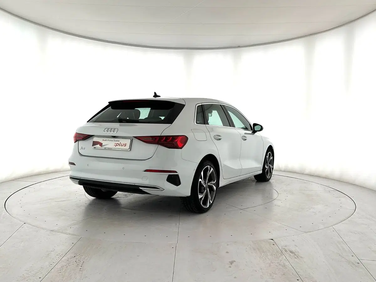 Audi A3 Sportback usata a Napoli (3)