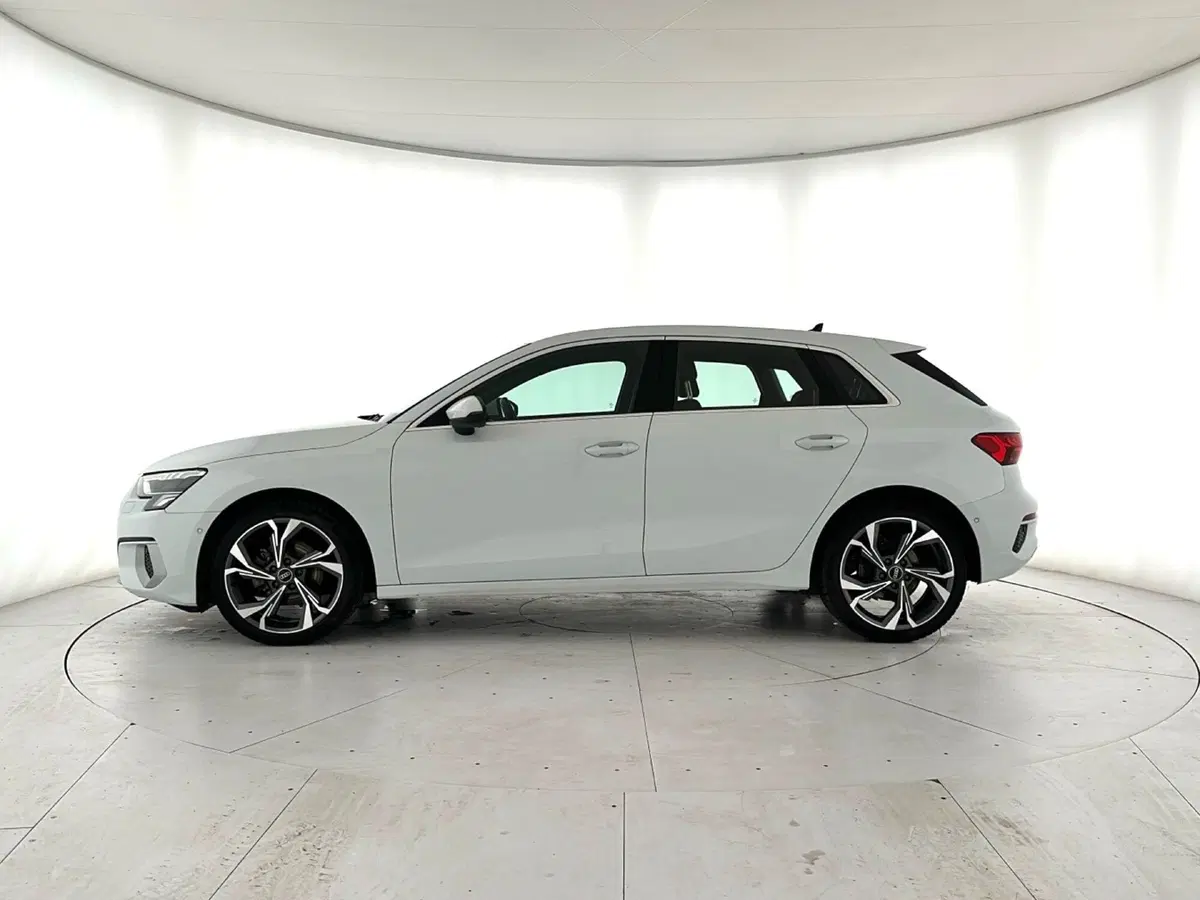 Audi A3 Sportback usata a Napoli (4)