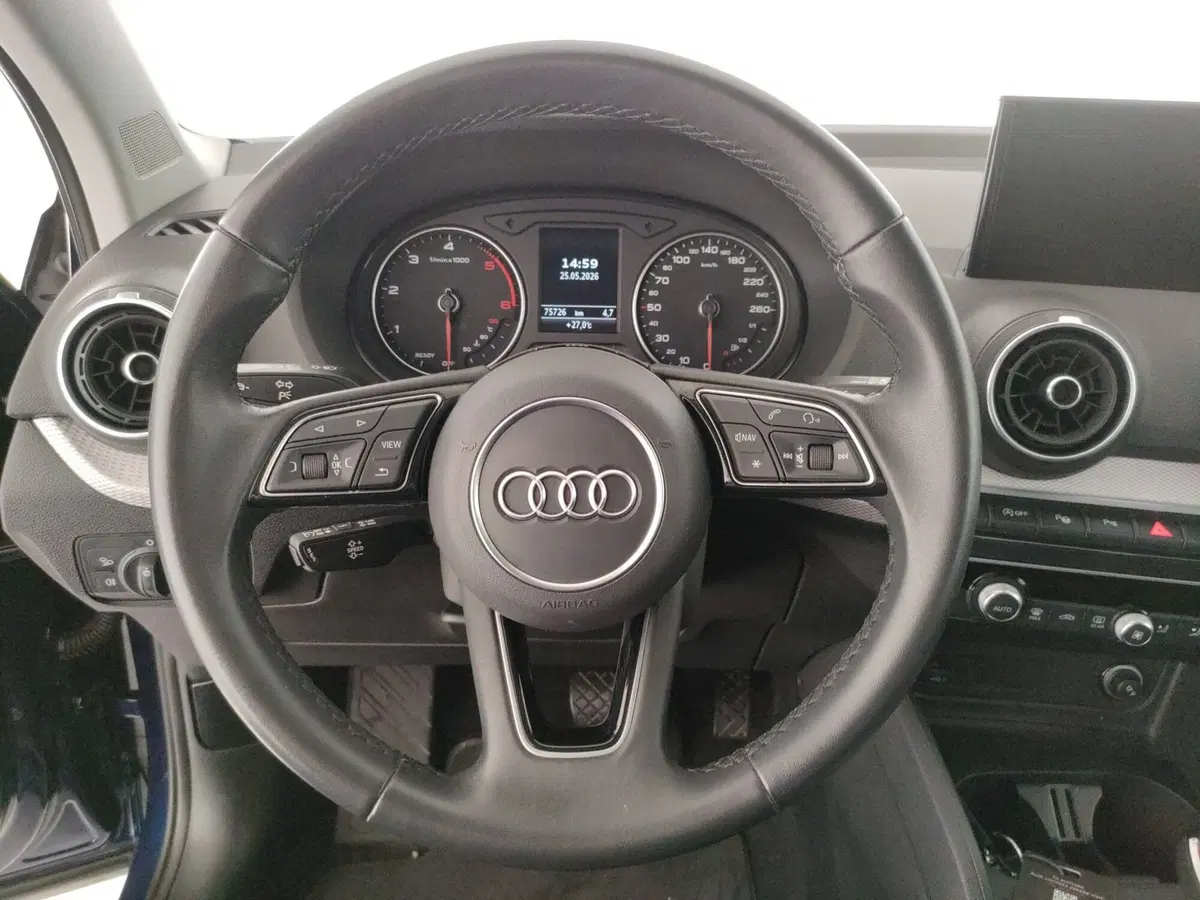 Audi Q2 usata a Napoli (11)