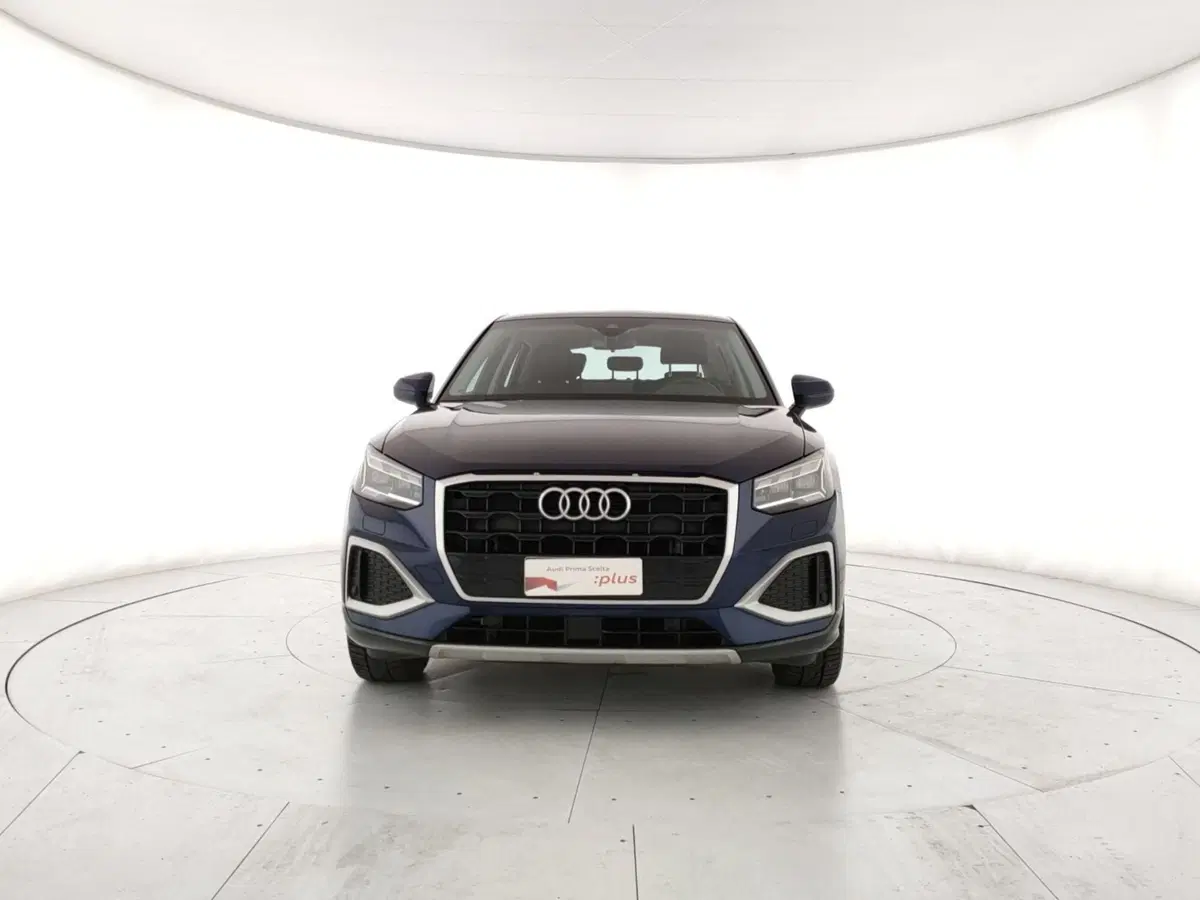 Audi Q2 usata a Napoli (2)