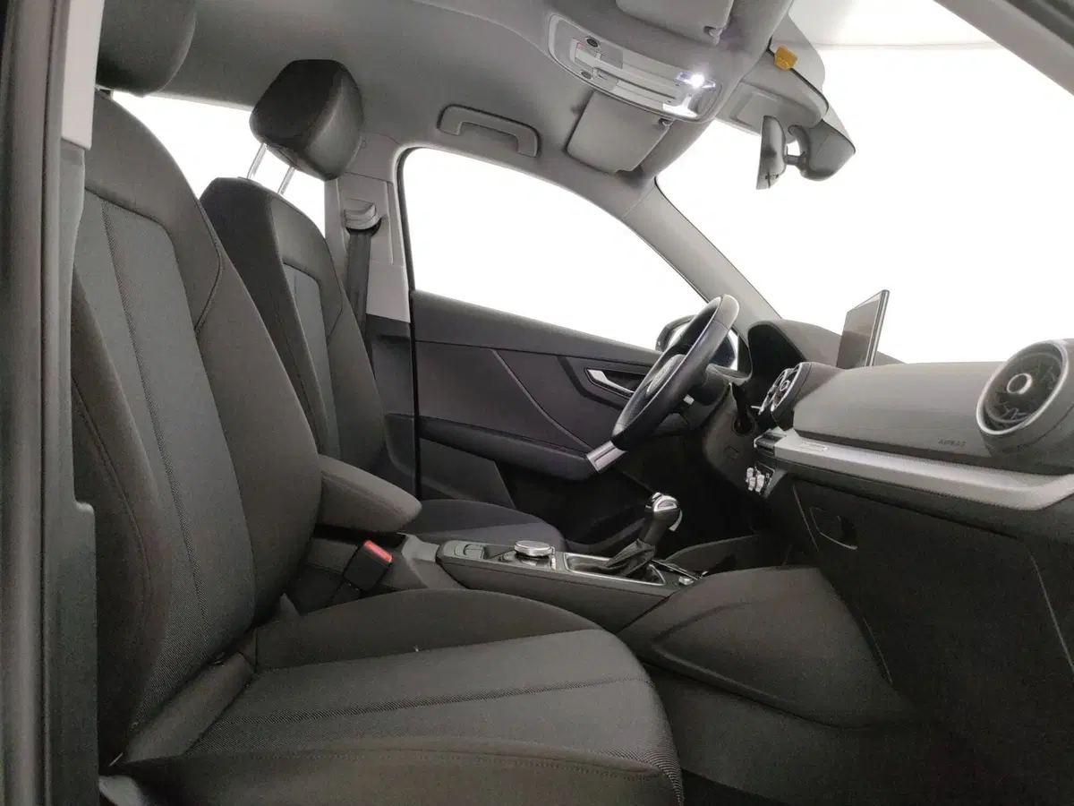 Audi Q2 usata a Napoli (7)