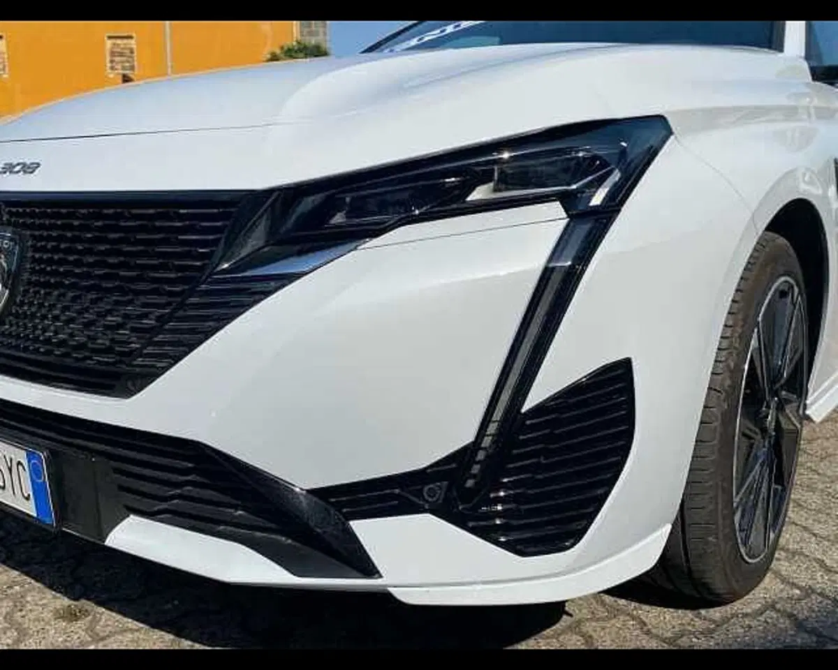 Peugeot 308 nuova a Cremona (17)