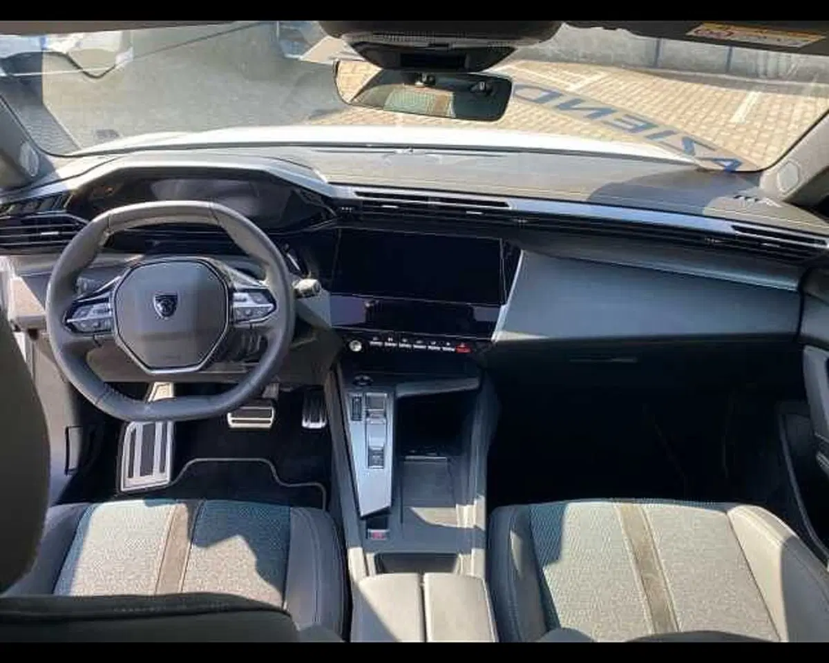 Peugeot 308 nuova a Cremona (7)