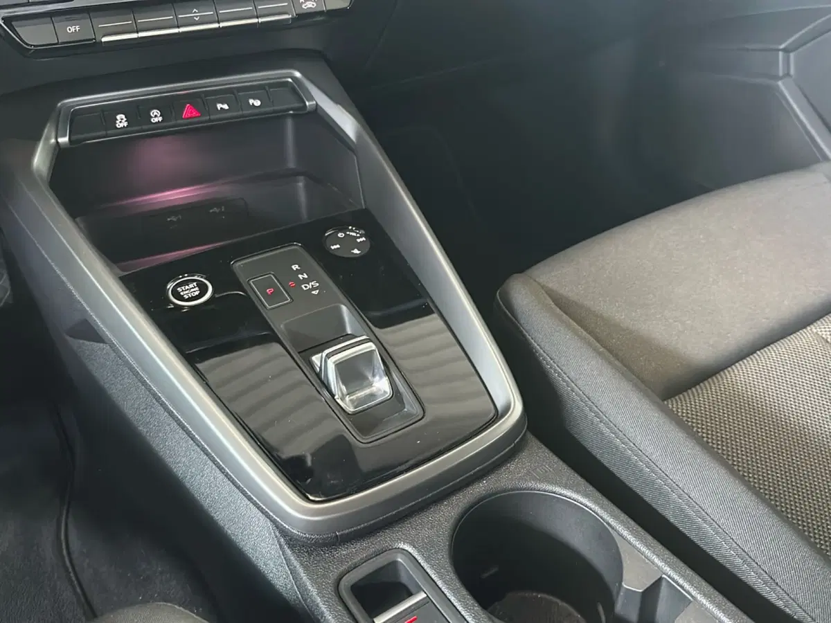 Audi A3 Sportback usata a Napoli (16)