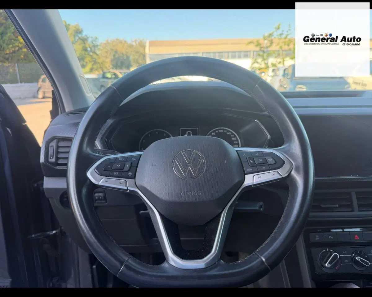 Volkswagen T-Cross usata a Lucca (9)