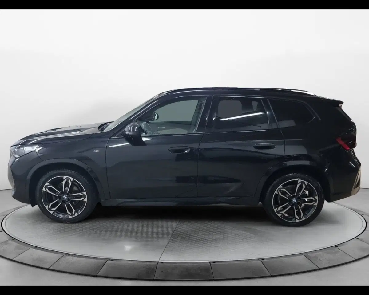 BMW X1 usata a Caserta (9)