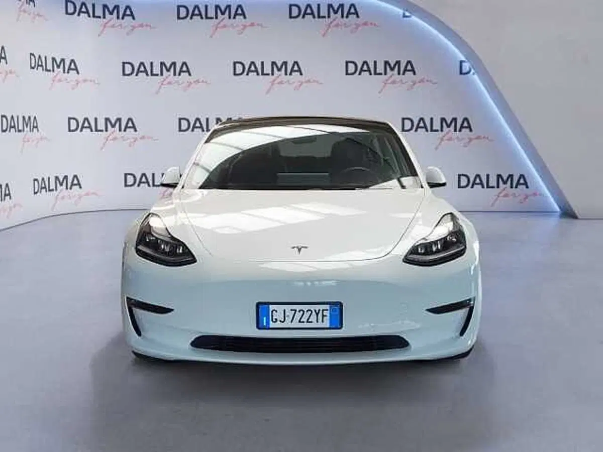 Tesla Model 3 usata a Milano (8)