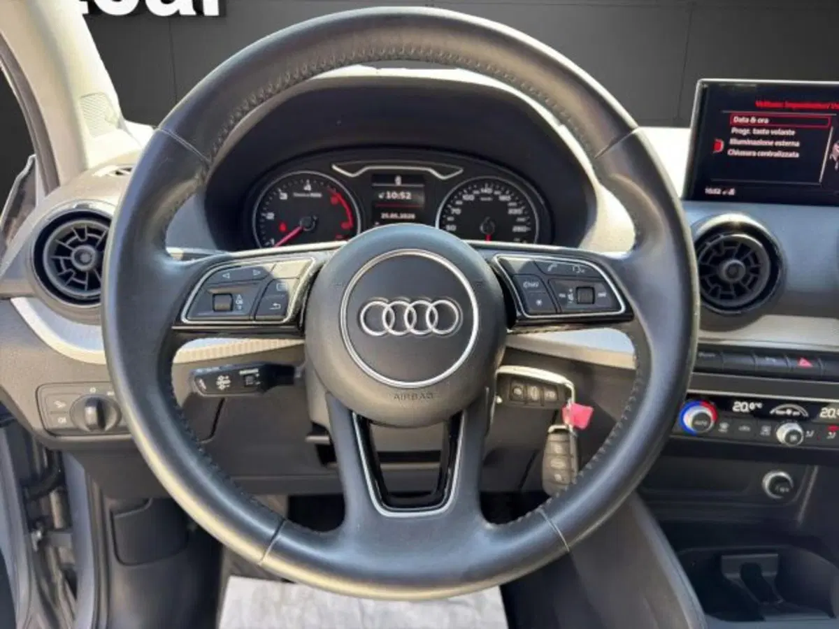 Audi Q2 usata a Novara (14)