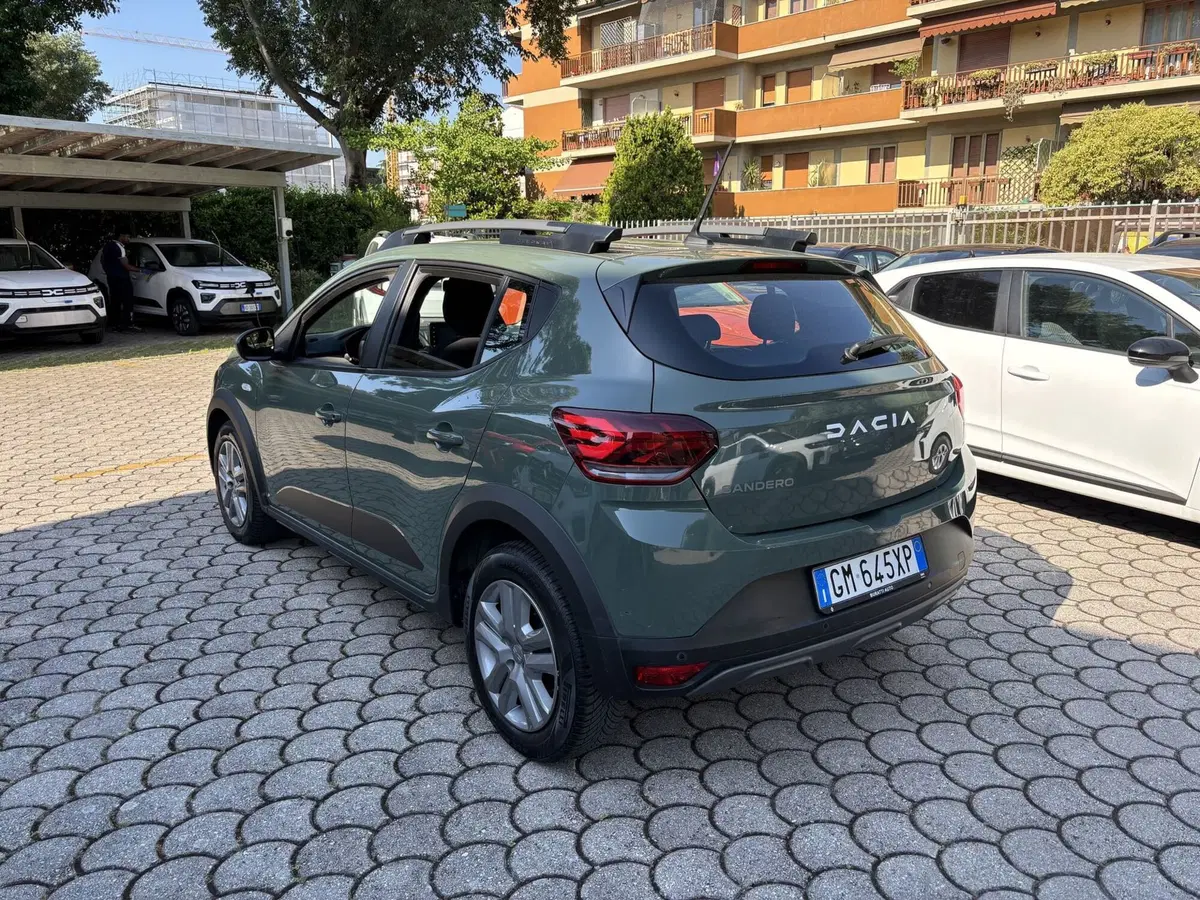 Dacia Sandero usata a Firenze (4)