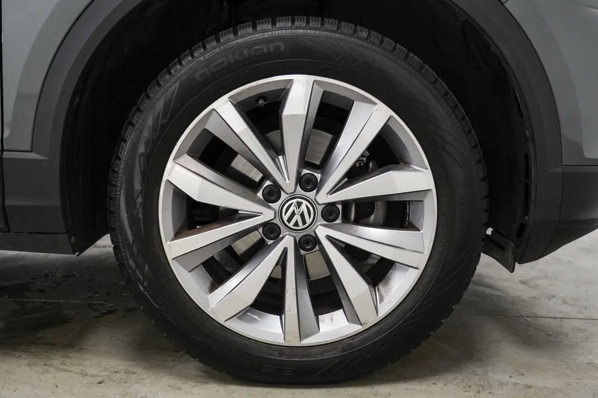 Volkswagen T-Roc usata a Varese (7)