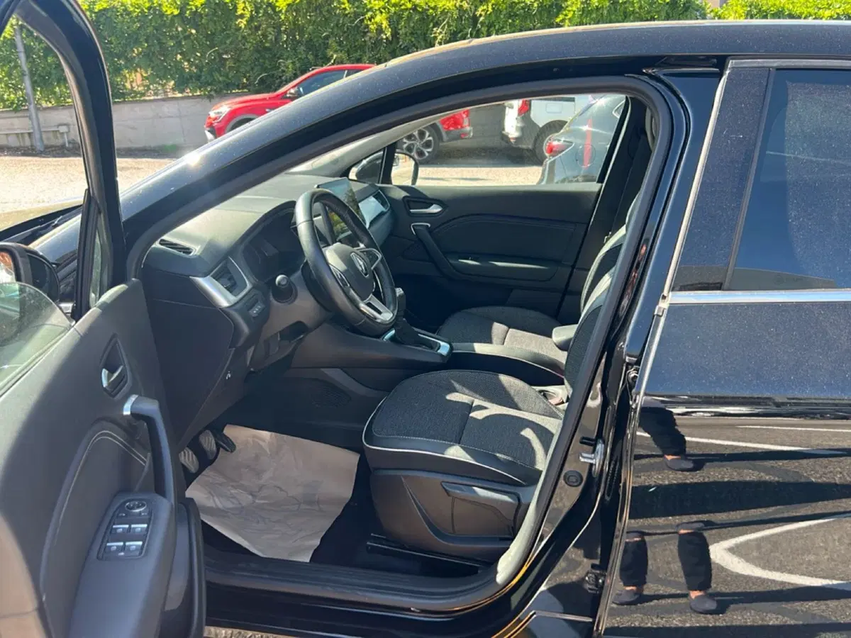 Renault Captur usata a Roma (9)