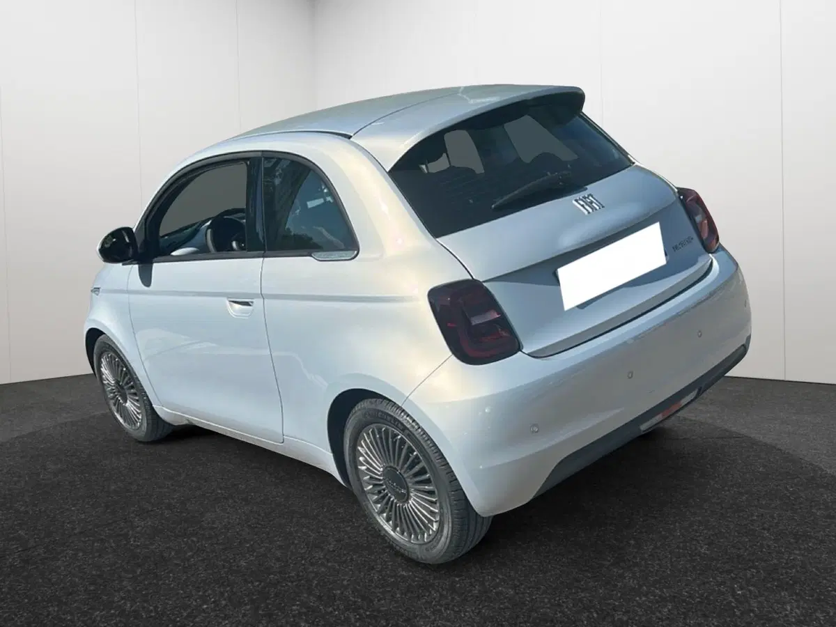Fiat 500 nuova a Roma (6)
