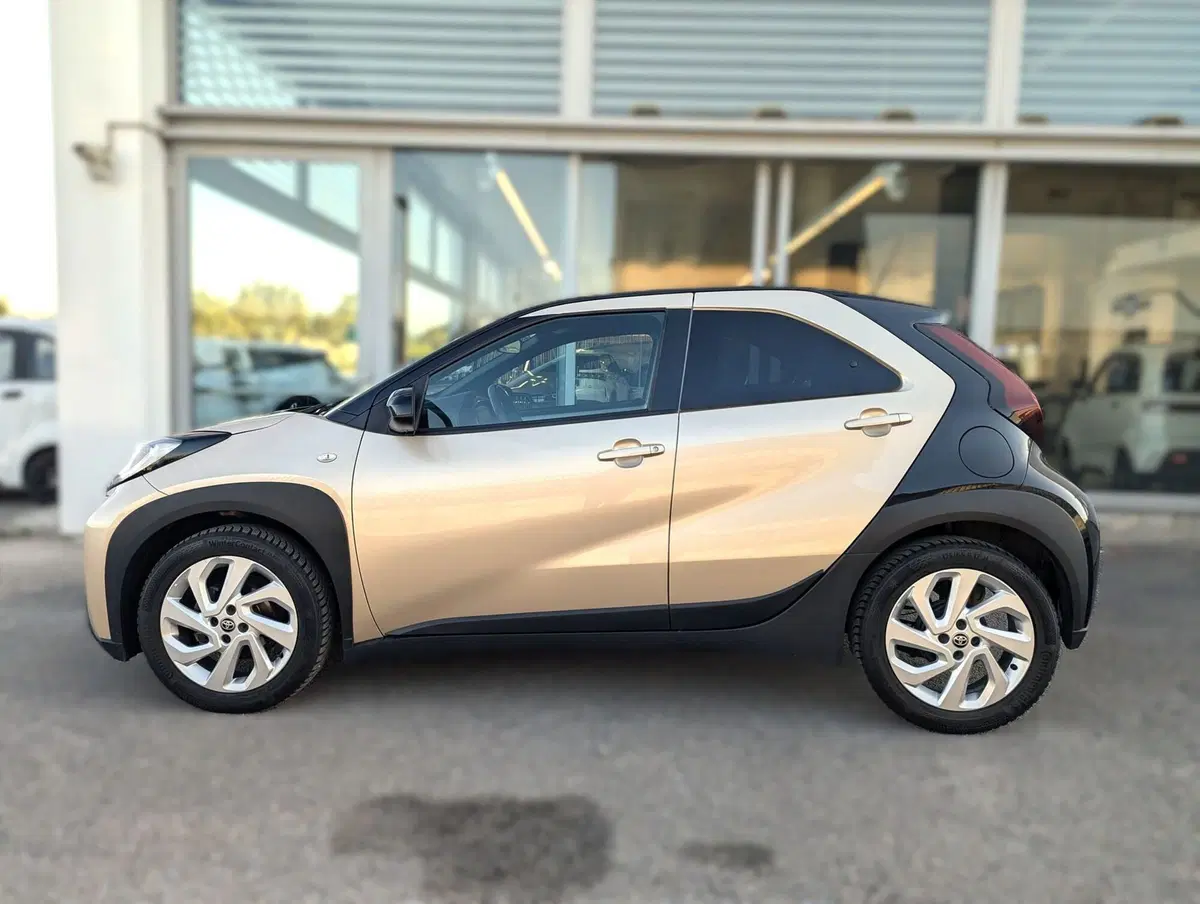 Toyota Aygo X usata a Pescara (3)