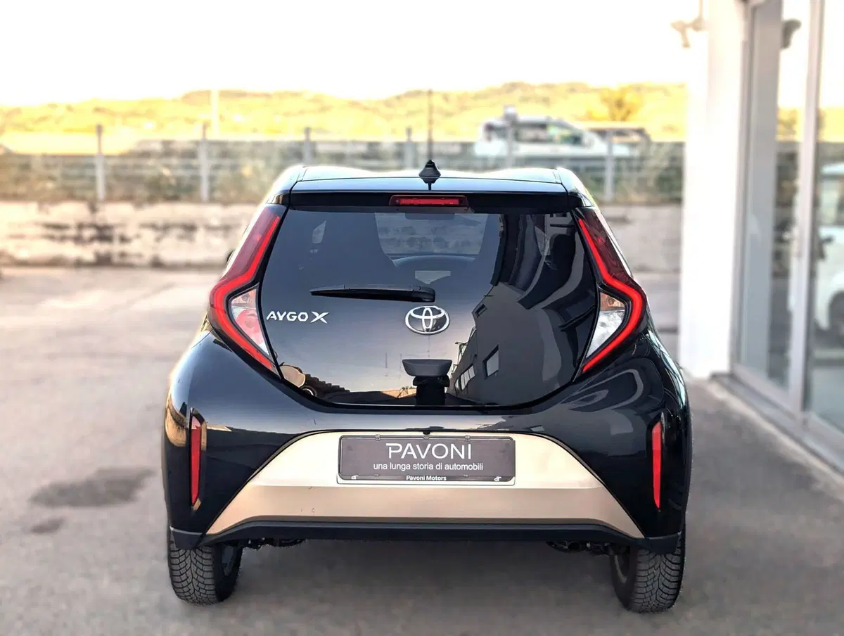 Toyota Aygo X usata a Pescara (6)