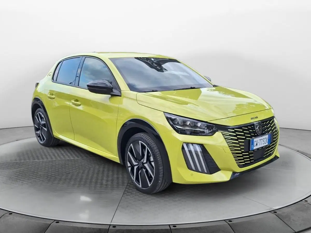 Peugeot 208 usata a Salerno (2)