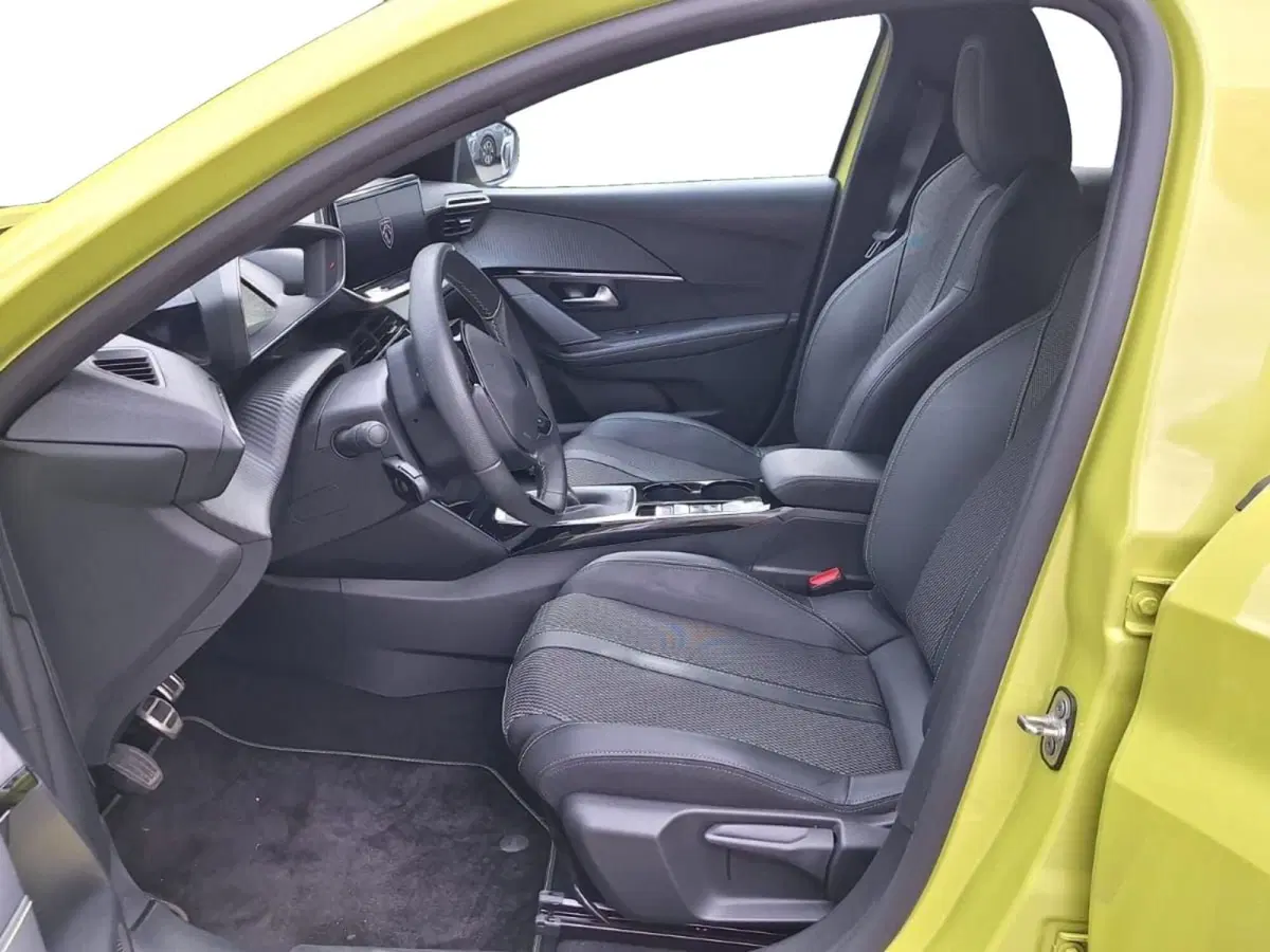 Peugeot 208 usata a Salerno (6)