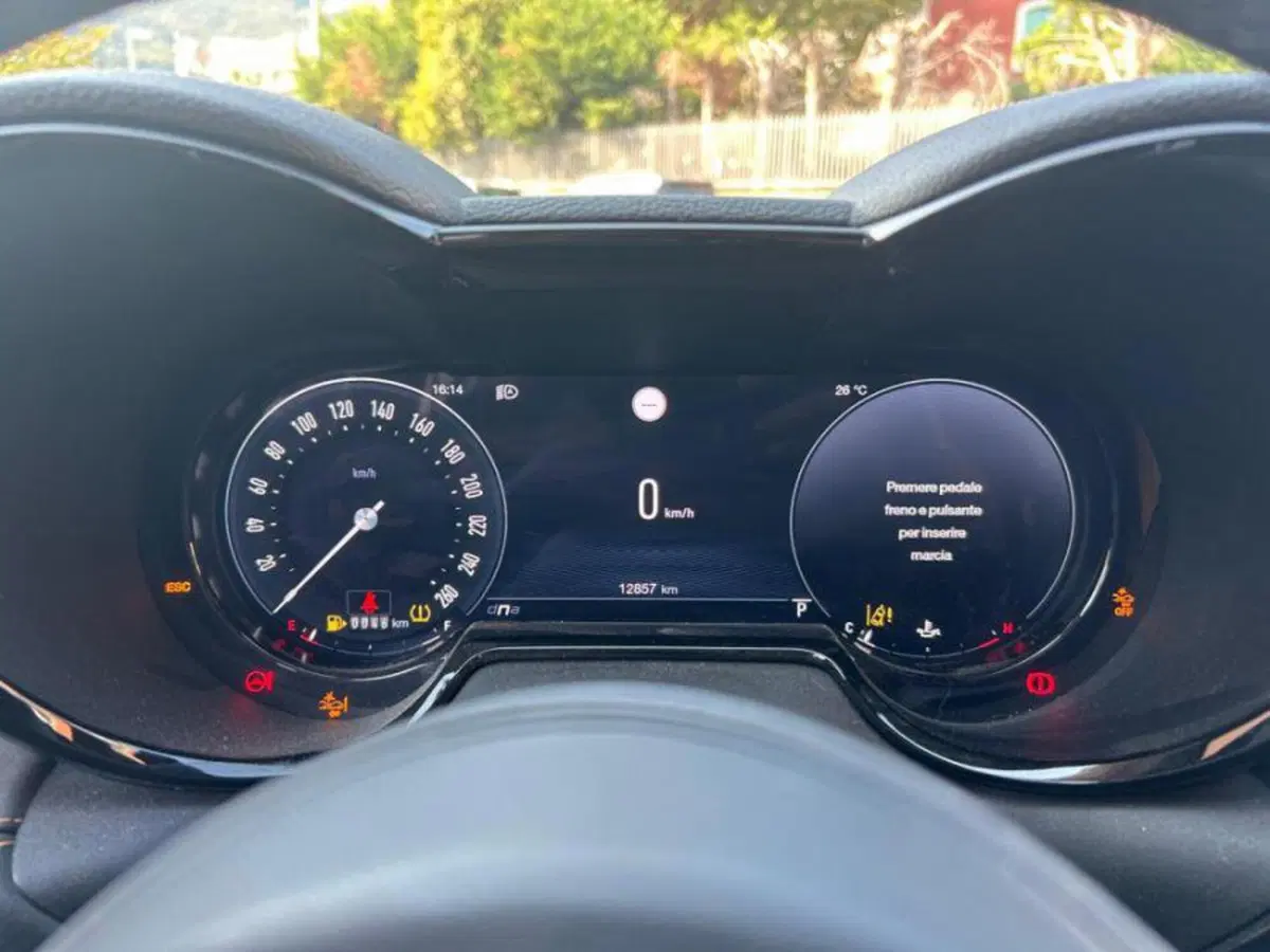 Alfa Romeo Tonale usata a Salerno (20)