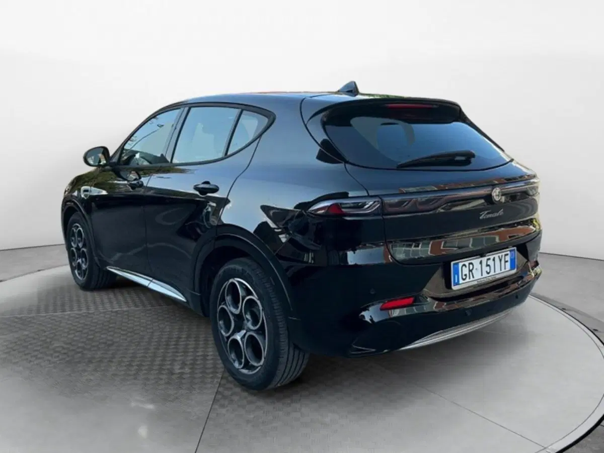Alfa Romeo Tonale usata a Salerno (4)