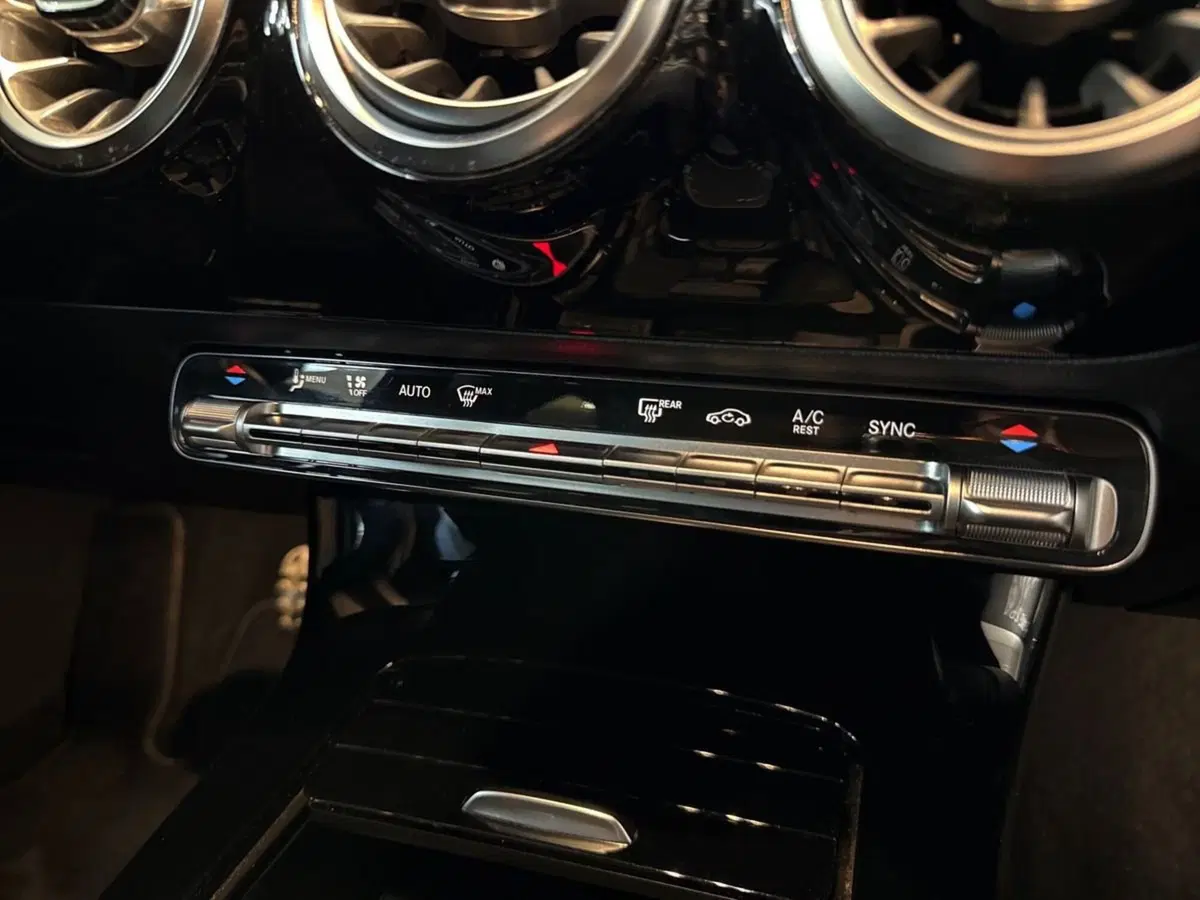 Mercedes-Benz CLA Shooting Brake usata a Firenze (14)