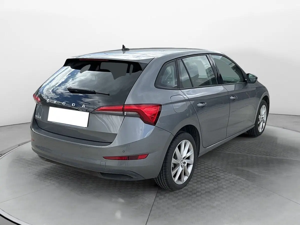Skoda Scala usata a Reggio Calabria (5)
