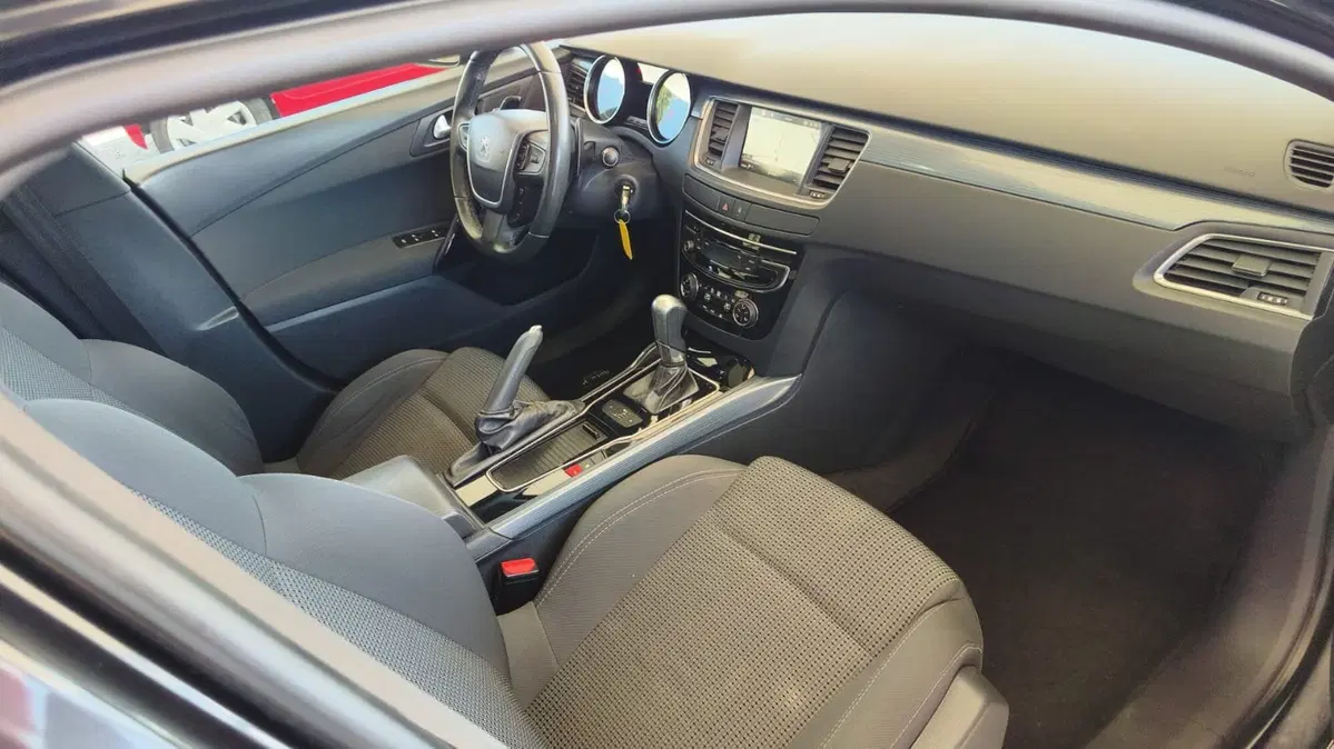 Peugeot 508 SW usata a Firenze (11)