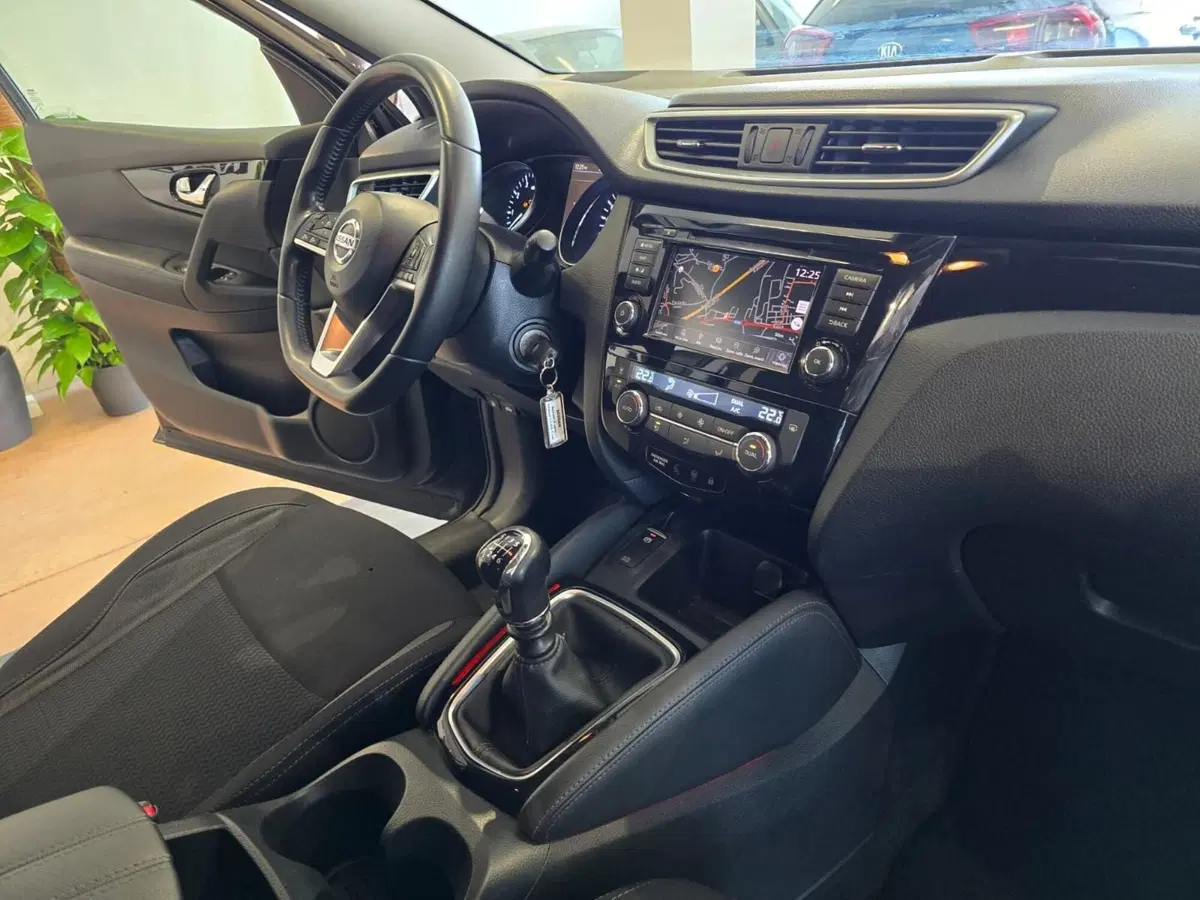 Nissan Qashqai usata a Rimini (12)