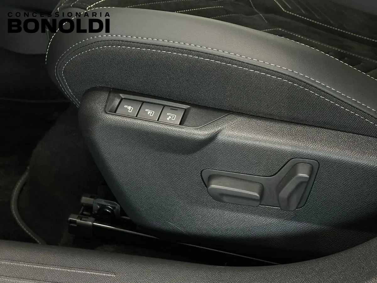 Peugeot 208 usata a Brescia (9)