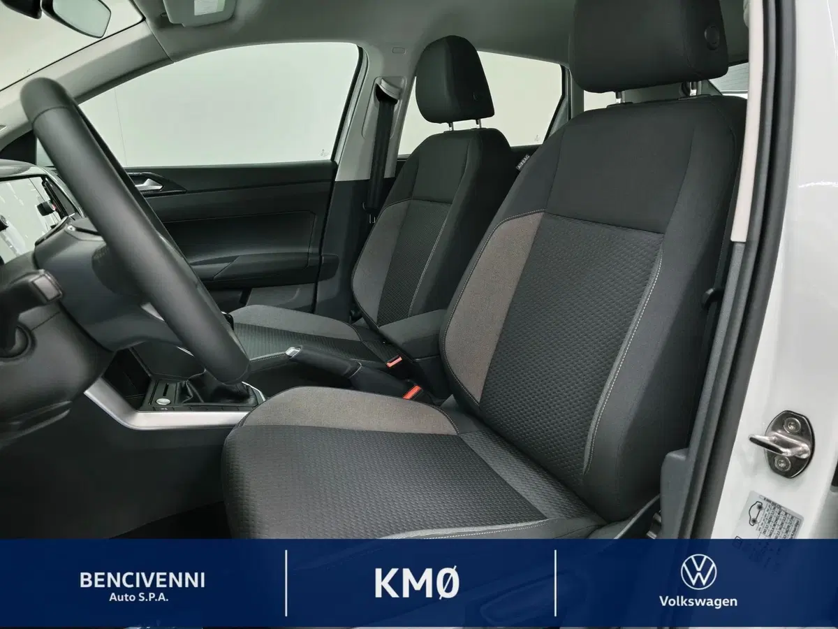 Volkswagen Taigo nuova a Catanzaro (16)