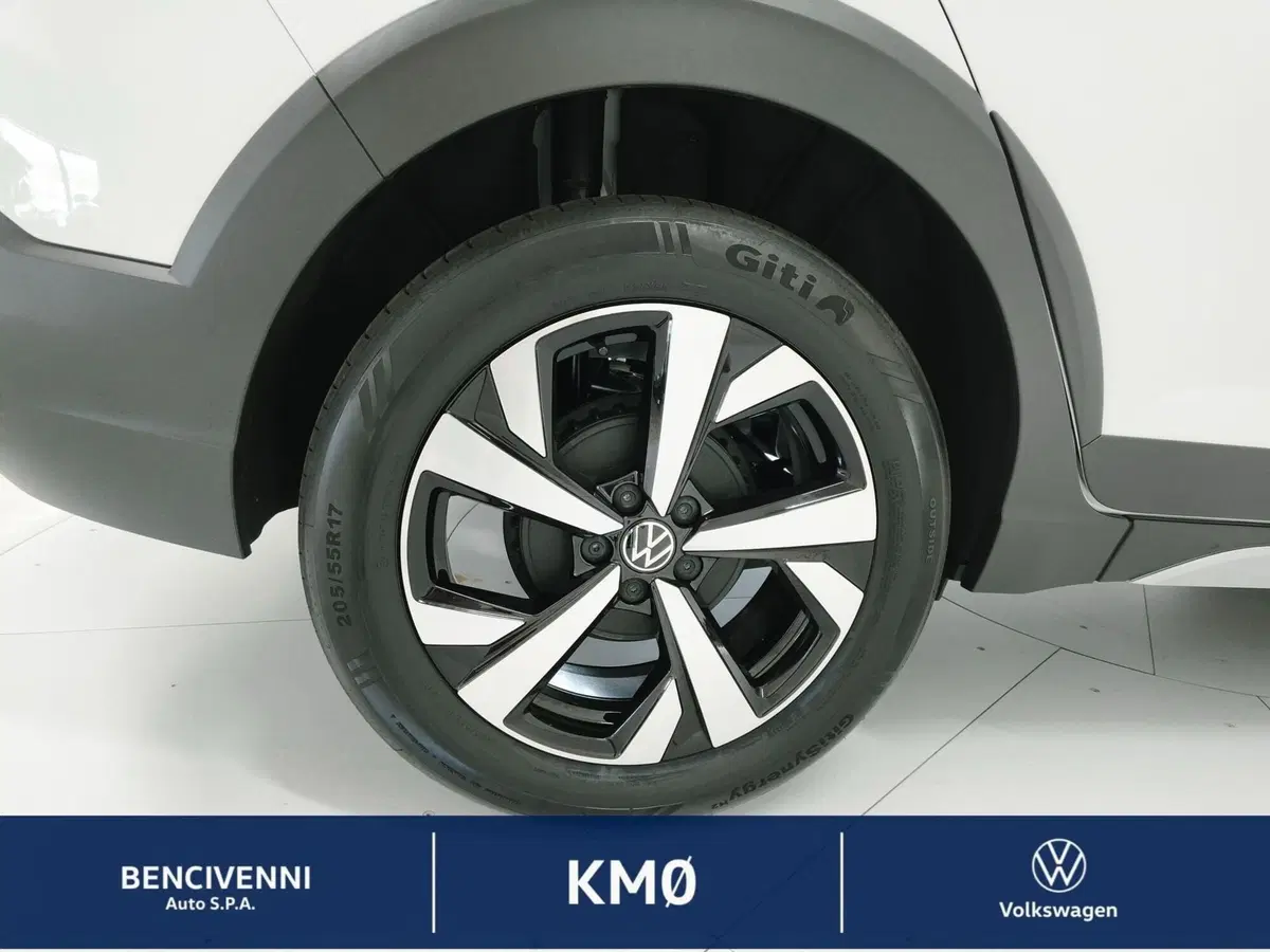Volkswagen Taigo nuova a Catanzaro (5)
