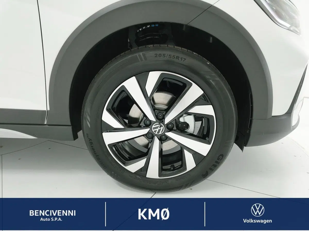 Volkswagen Taigo nuova a Catanzaro (7)