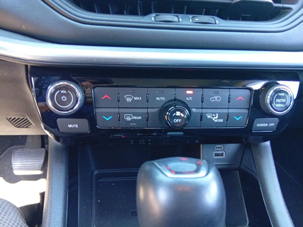 Jeep Compass usata a Catania (18)