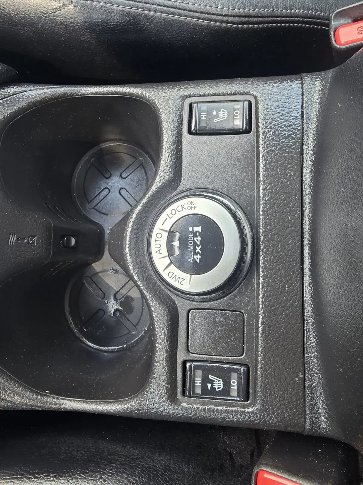 Nissan X-Trail usata a Massa-Carrara (16)