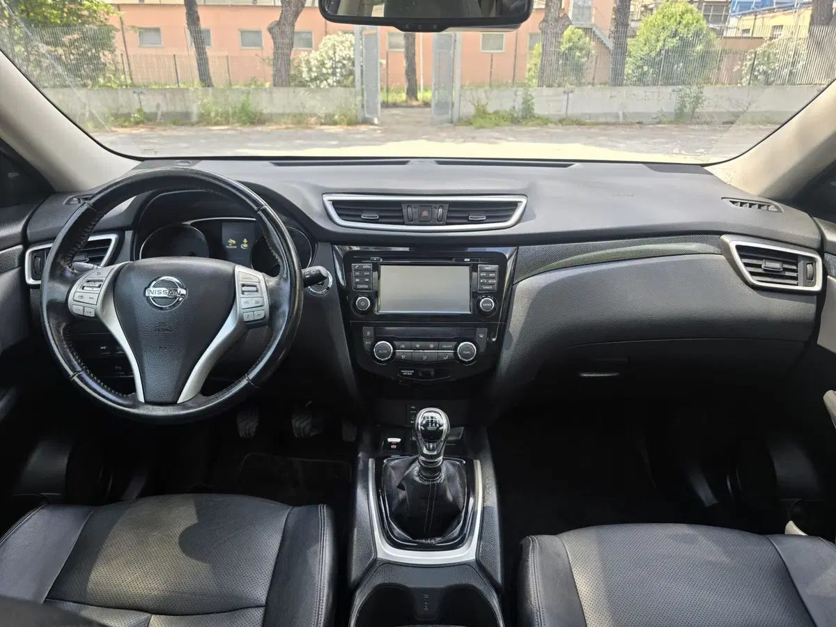 Nissan X-Trail usata a Massa-Carrara (6)