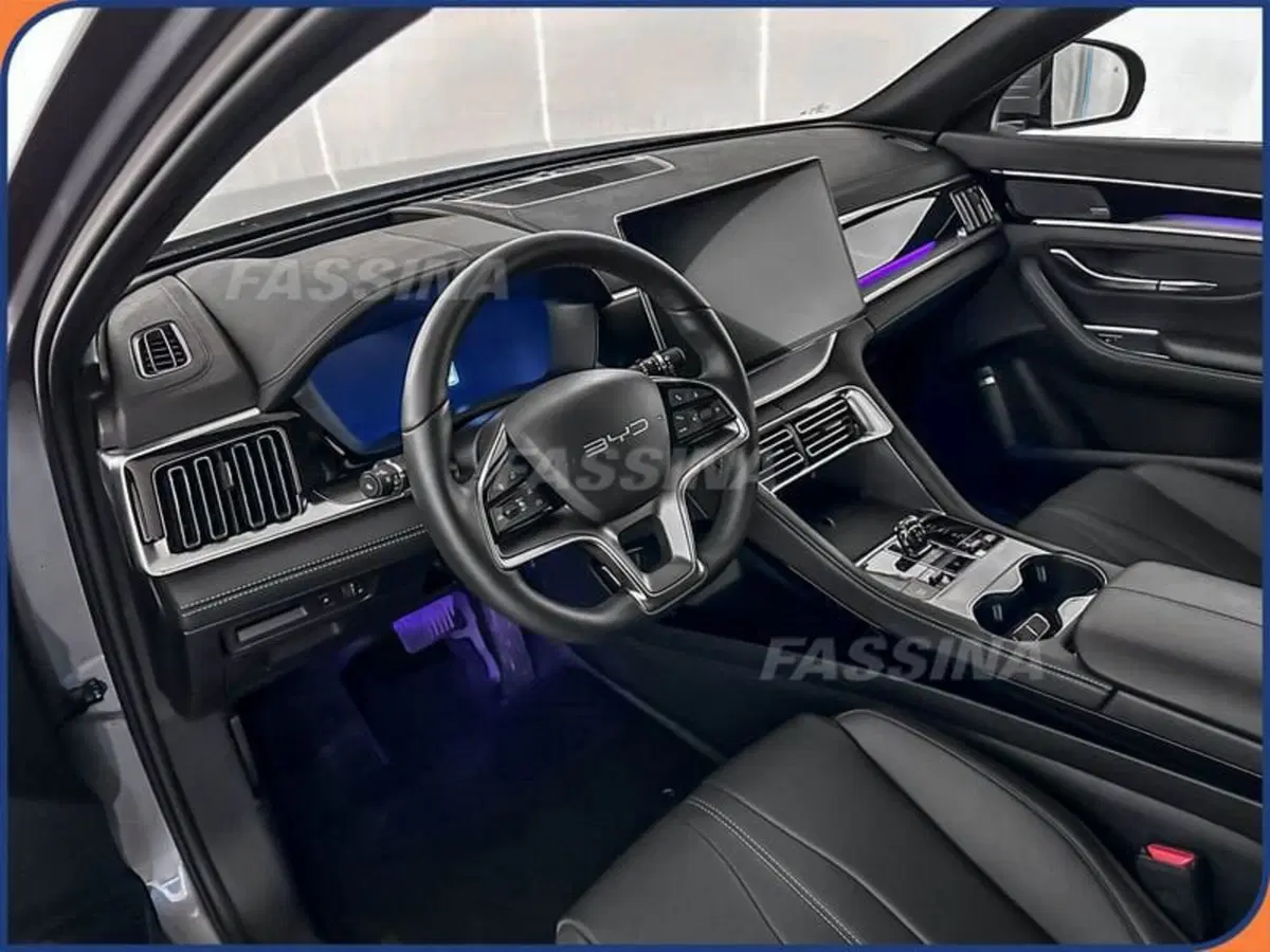 Byd Seal U DM-i  usata a Milano (9)