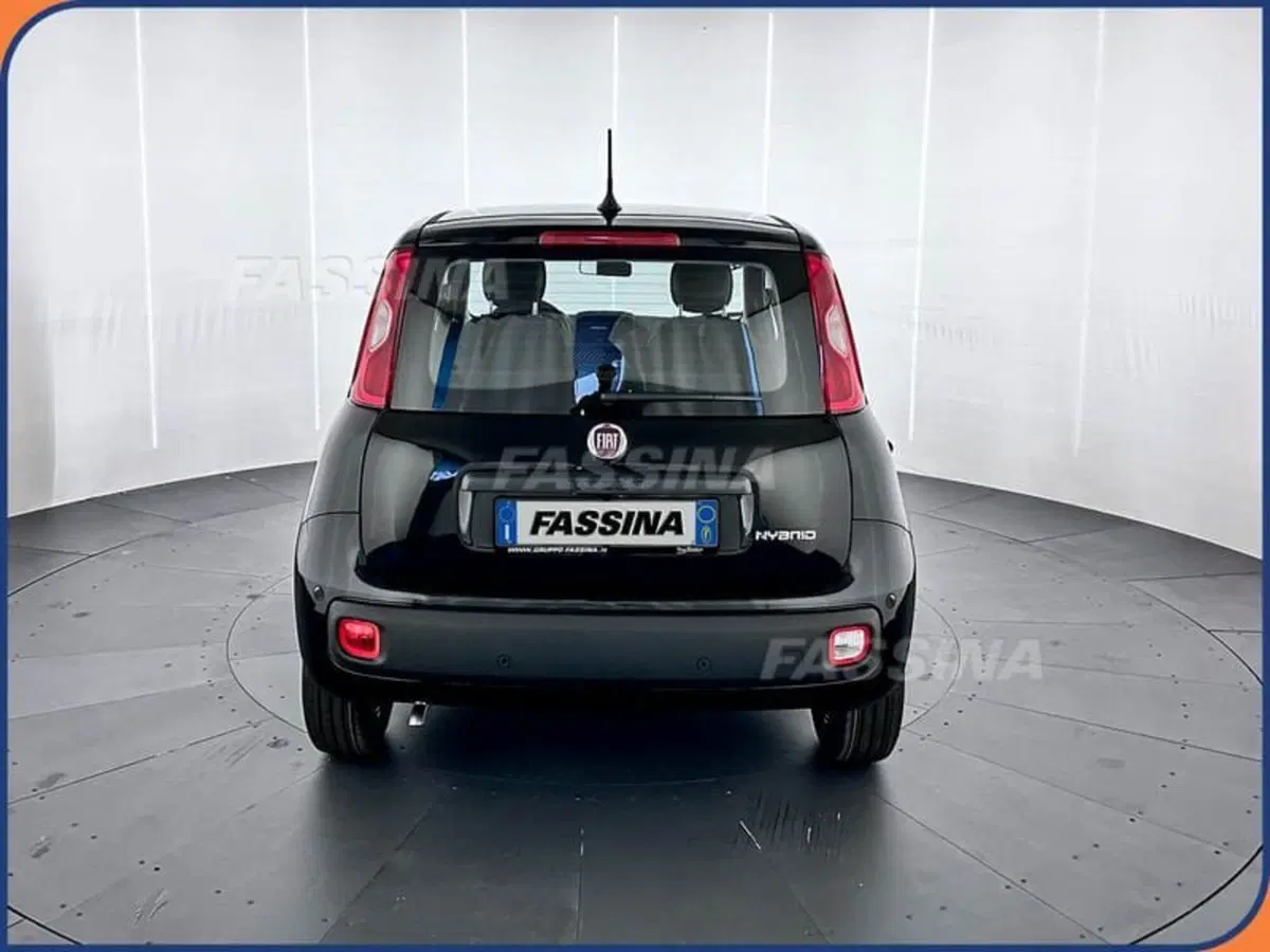 Fiat Pandina nuova a Milano (5)