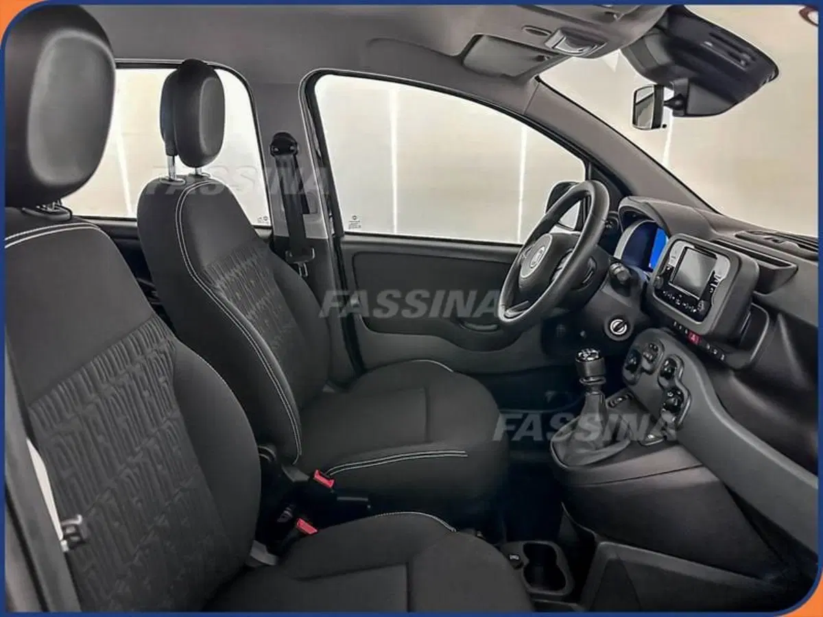 Fiat Pandina nuova a Milano (14)