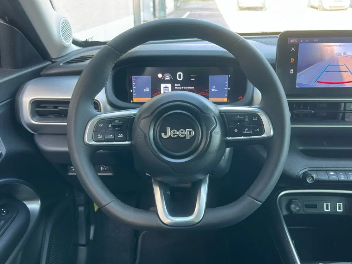 Jeep Avenger usata a Bergamo (12)
