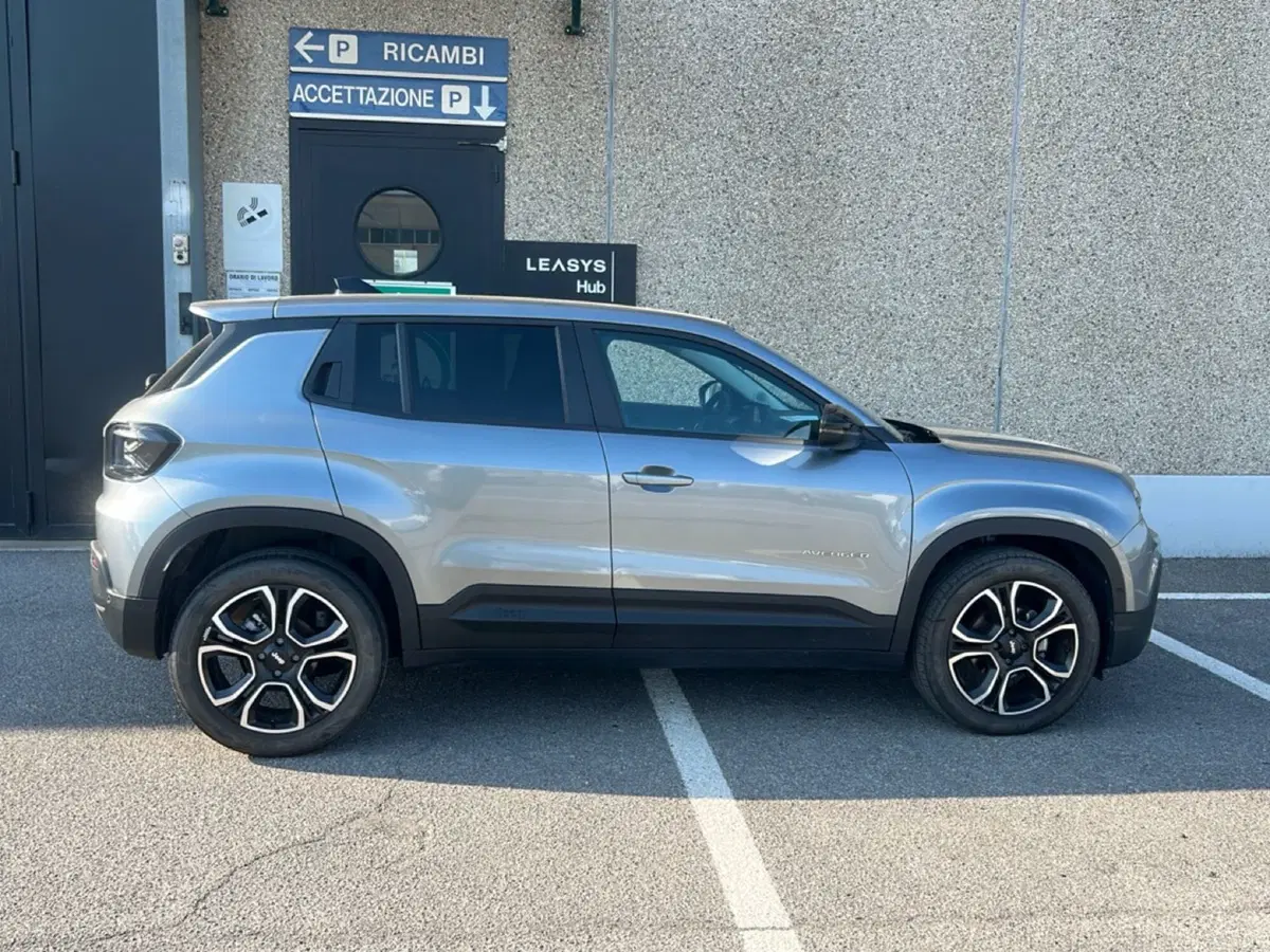 Jeep Avenger usata a Bergamo (20)