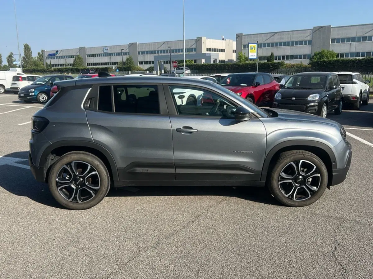 Jeep Avenger usata a Bergamo (6)